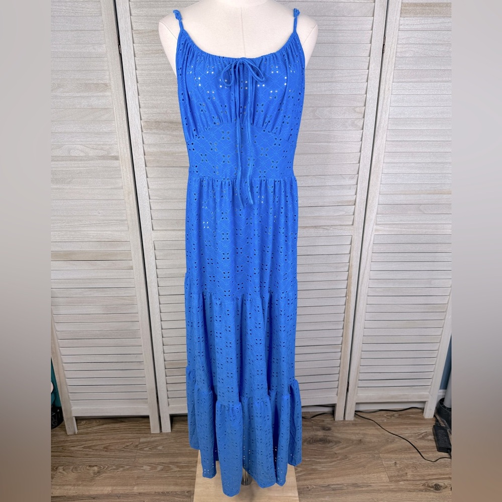 Sleeveless Eyelet Tiered Hem Maxi Dress Blue-1X